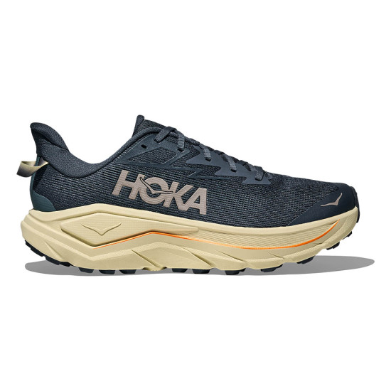 Hoka Challenger 8